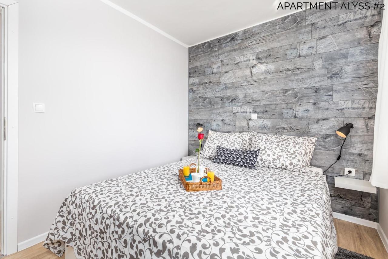 Apartments Alyss Lovran Extérieur photo
